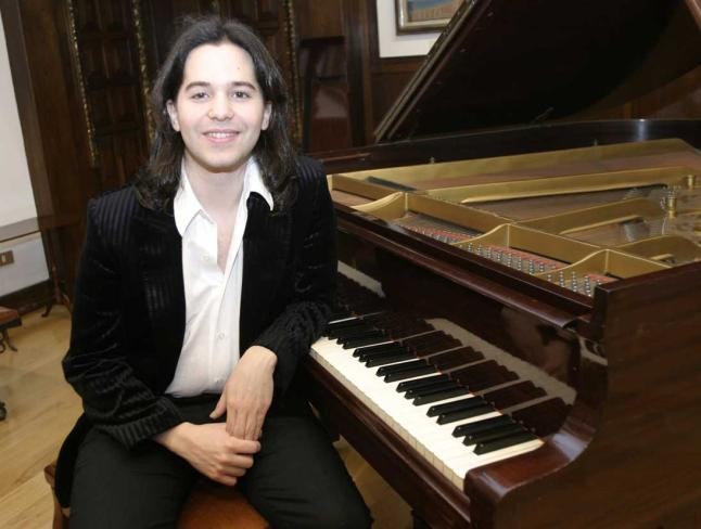 El pianista Horacio Lavandera estrena obras de Dino Saluzzi en el CCK