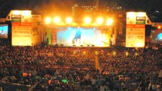 La FOLK transmitira en vivo el festival nacional de musica popular Argentina Baradero 2015 