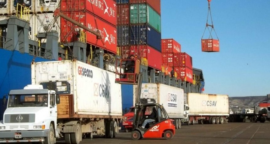 El intercambio comercial cerró 2021 con un superávit de US$ 14.750 millones