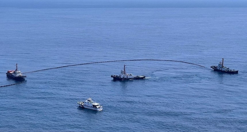 Derrame de petróleo en Tailandia por la fuga en un oleoducto