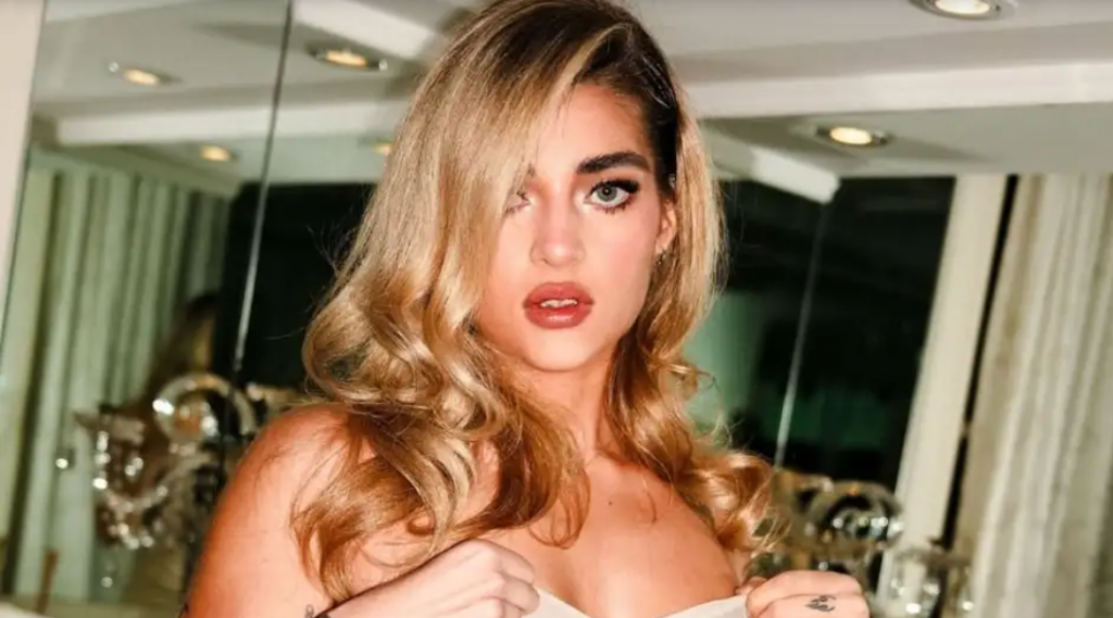 Marta Fort impactó en redes con un tatuaje gigante y volvió a ser tendencia