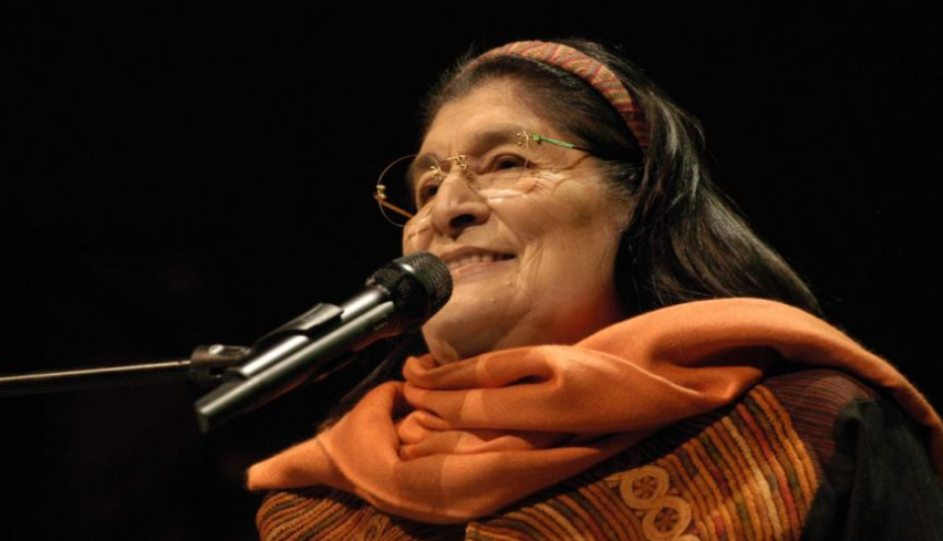 La voz eterna: sale a la luz un disco inédito de Mercedes Sosa grabado en el exilio