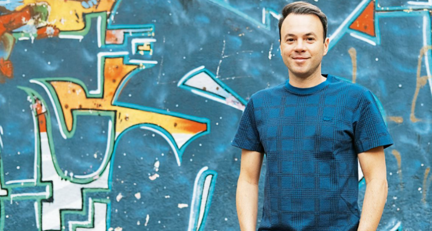 Juan Butvilofsky vuelve al ruedo: deja “Re Despiertos” y aterriza en “Tempraneros”