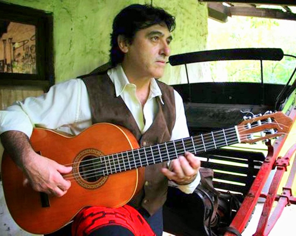 Un 11 de febrero de 2014 fallecía Alberto Oviedo una de las mejores voces del folclore