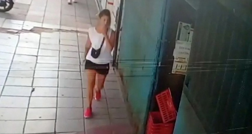 Hallaron en un descampado la riñonera de Betiana Rossi