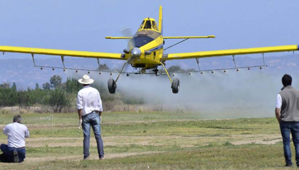 Los aviones pulverizadores se suman a la lucha contra el dengue