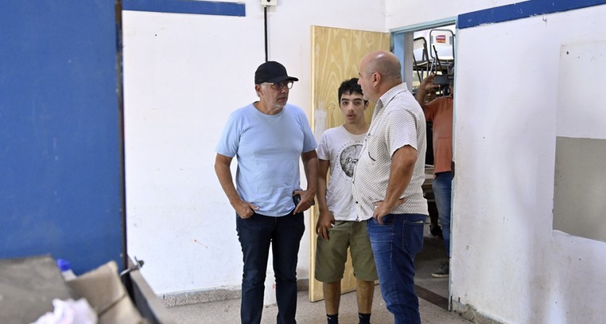 El Municipio de Tigre ejecuta tareas de pintura en la Escuela Primaria N° 52 de Benavídez