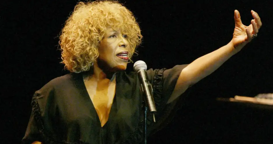 Murió Roberta Flack: la voz detrás de “Killing Me Safety” y “Té First Time Ever I Saw Your Face”