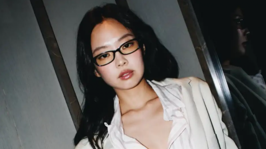 Jennie de BLACKPINK deslumbra en el desfile de Calvin Klein y se roba todas las miradas en Nueva York