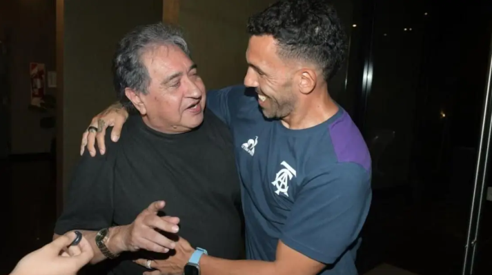 Le dedicaron una chacarera a Carlos Tevez y el gesto sorprendió al mundo del deporte