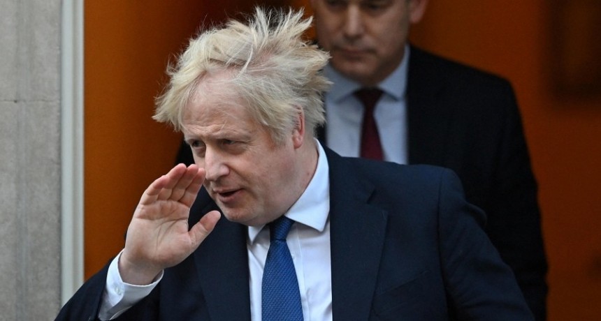 Johnson advirtió que el ataque a la planta nuclear es una amenaza para toda Europa