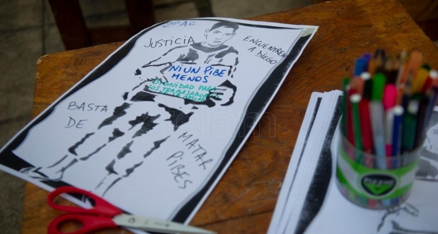  Realizaron un juicio popular simbólico en memoria del joven reciclador Diego Duarte 