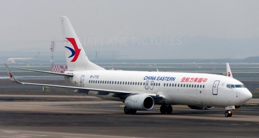 Se estrelló un avión con 132 personas en China