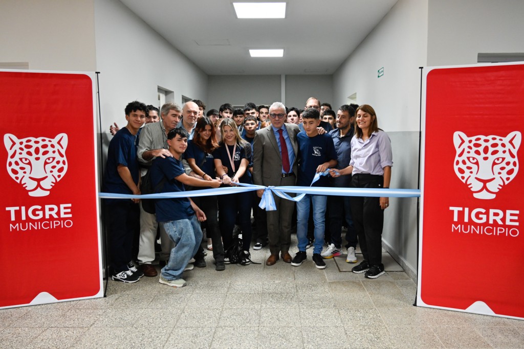 Julio Zamora presentó la ampliación final de la Escuela Técnica N°2 de Ricardo Rojas junto a la comunidad educativa