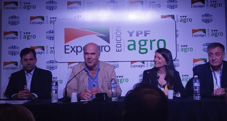 Financiamiento a valor producto para el cerdo: en Expoagro, el Gobierno lanzó créditos en kilos de capón