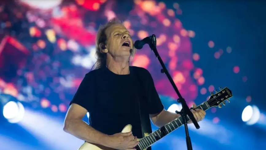 Preocupaci&oacute;n por AC/DC: hospitalizaron a Stevie Young al llegar al pa&iacute;s