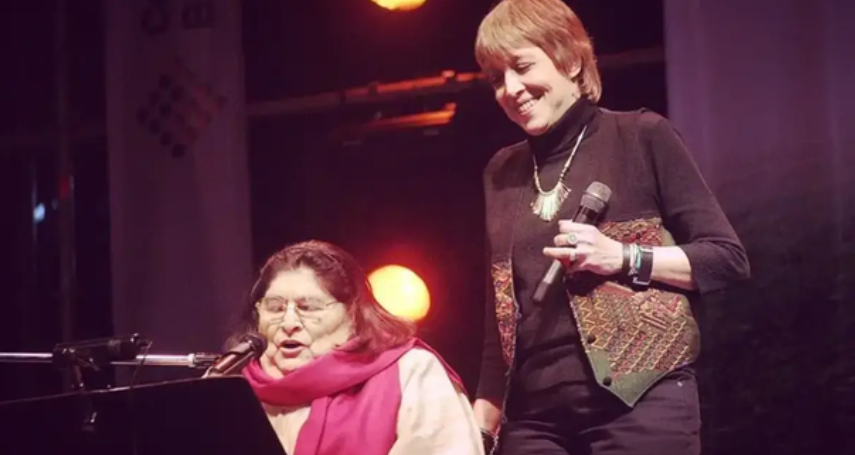 Teresa Parodi defendi&oacute; a Mercedes Sosa ante burlas de un libertario y reivindic&oacute; el folklore argentino