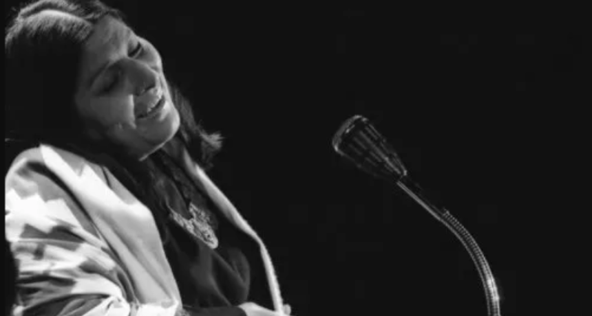 Mercedes Sosa y una canci&oacute;n que volvi&oacute; a sonar en el 8M: el mensaje feminista que revive en las marchas