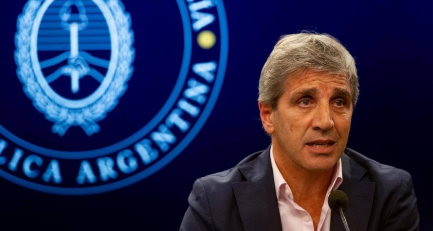 Otro anuncio de Caputo para el campo: también eliminarán los aranceles para importar fertilizantes