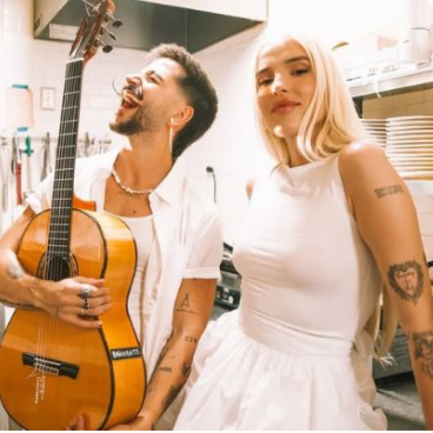 Lanzamiento de Elena Rose, Los Ángeles Azules y Camilo