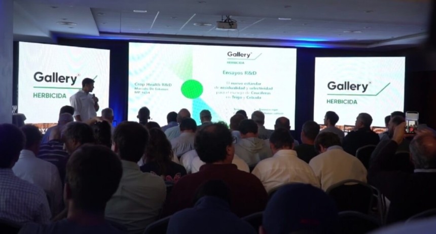 Alertan por malezas resistentes y presentan un nuevo herbicida clave en el pa&iacute;s