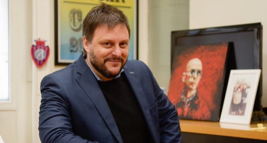  Santoro sobre los viajes del Presidente: 