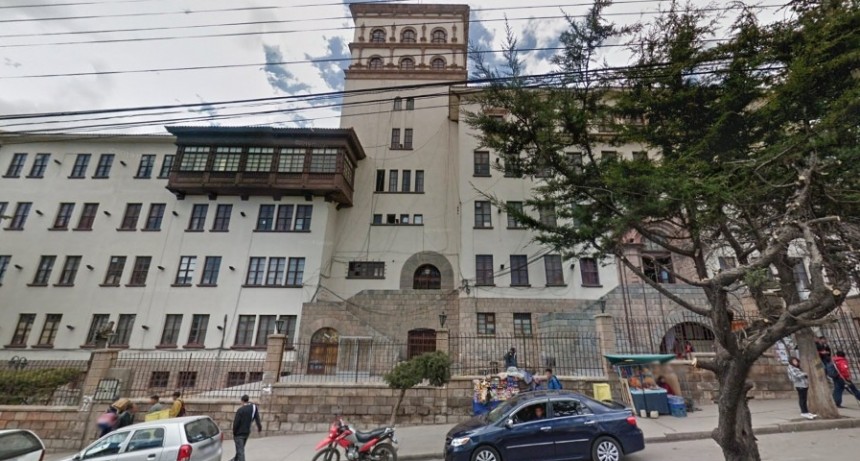 Cuatro muertos y más de 60 heridos por una avalancha humana en una universidad de Bolivia