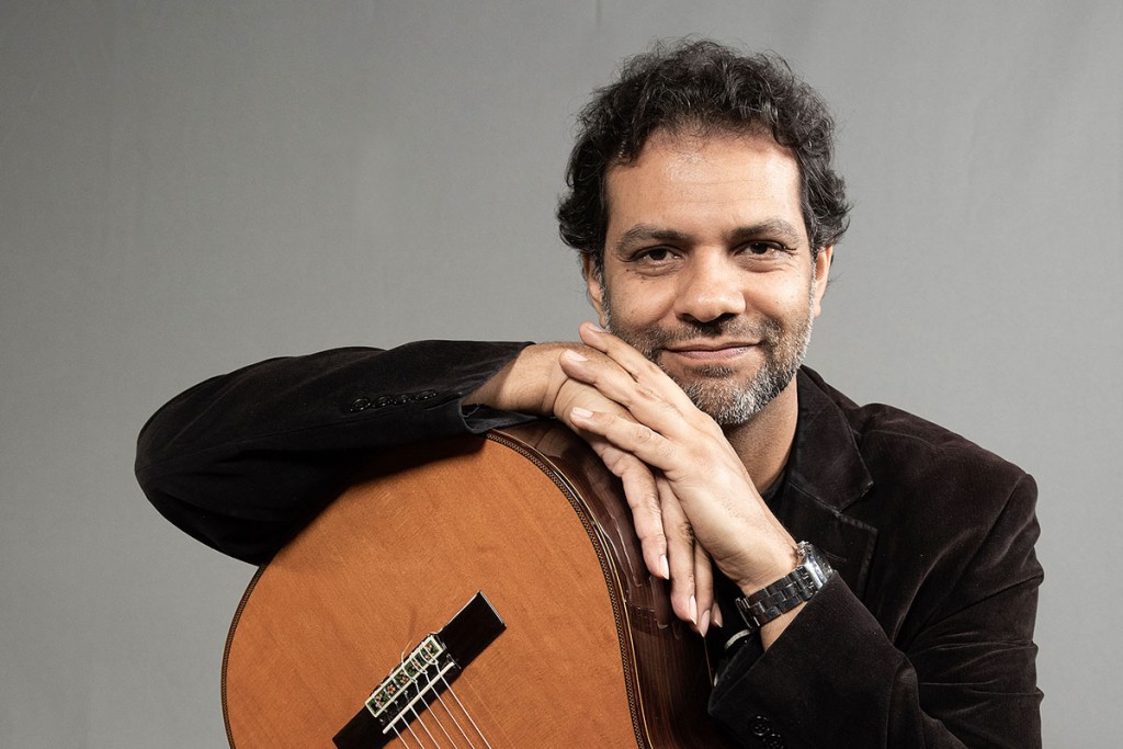 El guitarrista y compositor José María Saluzzi en el CCK