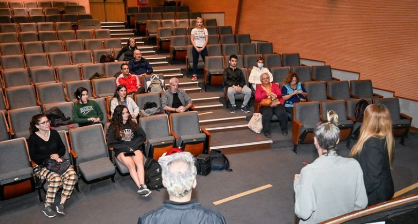 En el Teatro Pepe Soriano, comenzaron los ensayos del grupo de Comedia del Municipio de Tigre