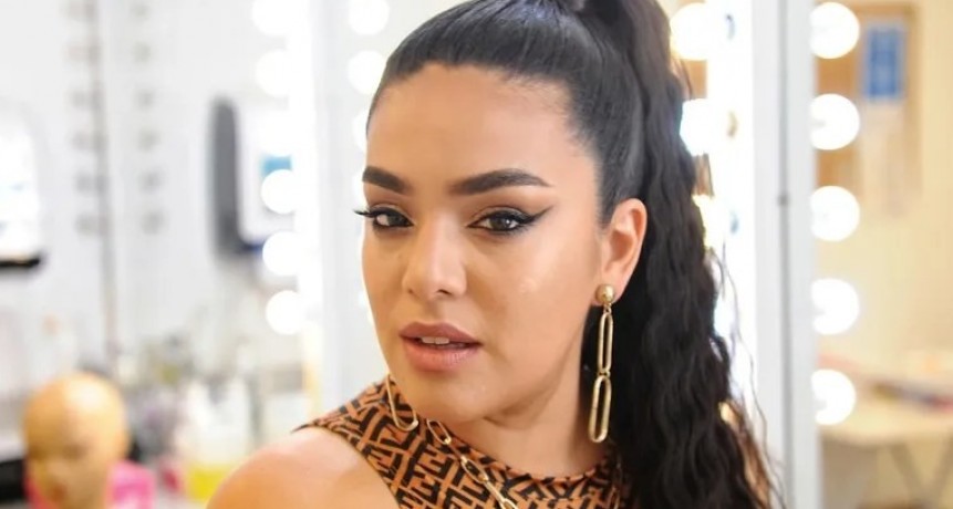 Ángela Leiva celebra 15 años de música con una gira