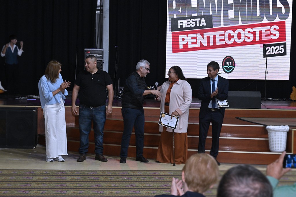 Con la presencia de Julio Zamora, las Iglesias Unidas de Tigre realizaron la celebración cristiana del Pentecostés