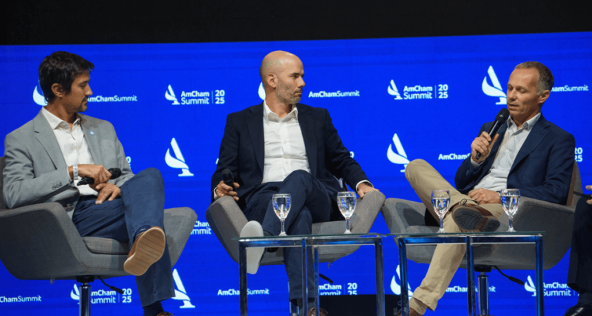 La rebaja de retenciones se coló en un evento empresario: “Equivalen a 5 veces la industria de tractores”