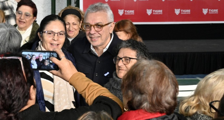 Julio Zamora distinguió la labor de más de 200 trabajadoras y trabajadores vecinales de Benavídez, Dique Luján y Ricardo Rojas