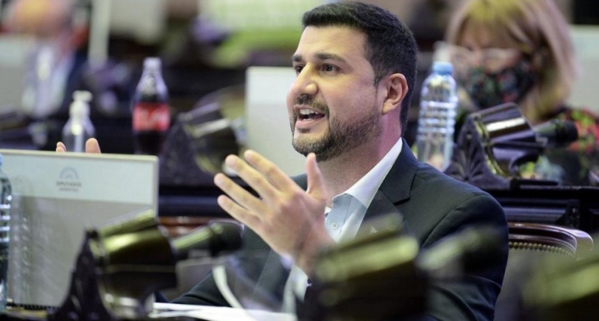 Dictamen favorable de la Bicameral al DNU sobre restricciones para mitigar el coronavirus