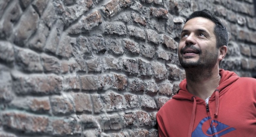 El uruguayo Daniel Drexler vuelve a Buenos Aires con un concierto el 23 de junio