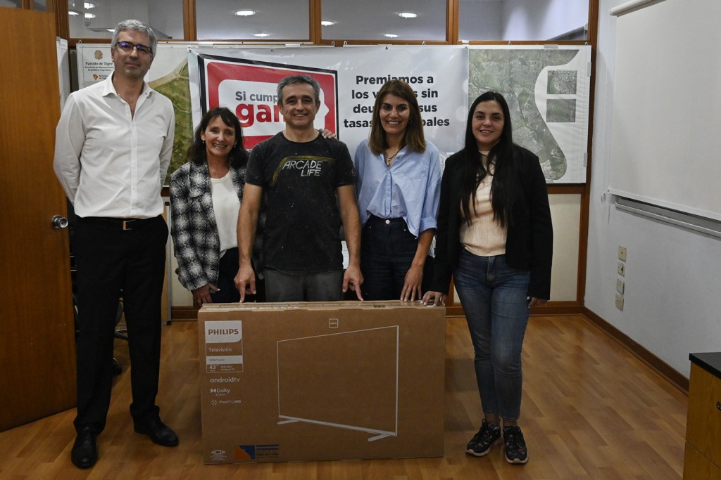 Si Cumplís, Ganás: un vecino de Don Torcuato fue premiado con un televisor LED