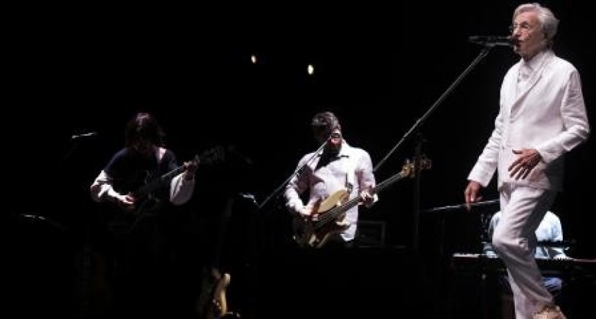 Caetano Veloso en el Movistar Arena: el caballero de fina estampa no baja la guardia