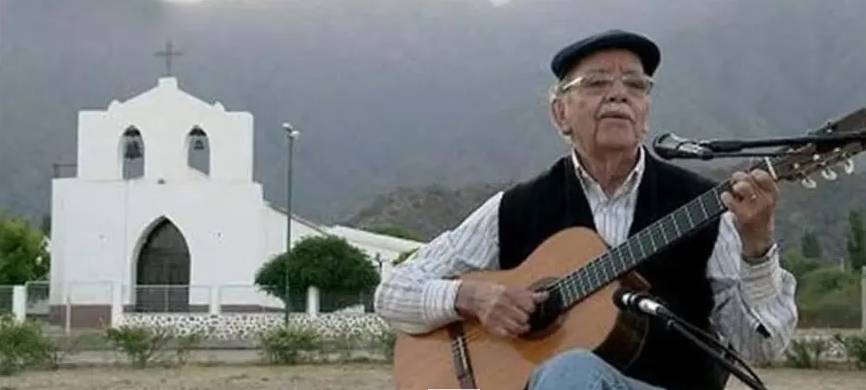 Murió Ramón Navarro, figura de Los Cantores de Quilla Huasi y autor de clásicos del folklore como “Mi pueblo azul”