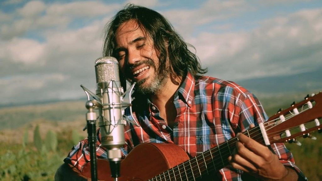 José Luis Aguirre estrenó un corto sobre la canción que lo consagró en Cosquín: Pintó su aldea