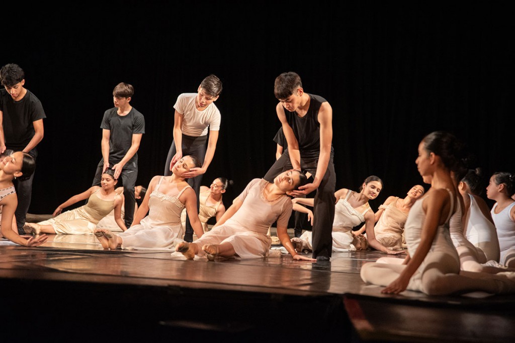 Escuela de Canto Coral y Escuela de Formación Nacional en Danza