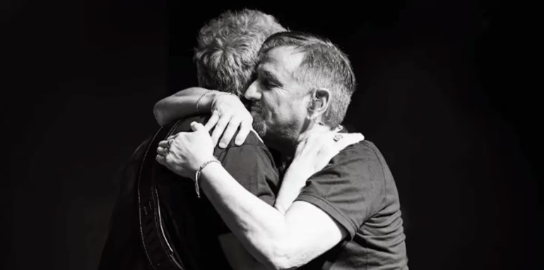Alejandro Lerner present&oacute; "De otro mundo" junto a Juanse en una noche inolvidable