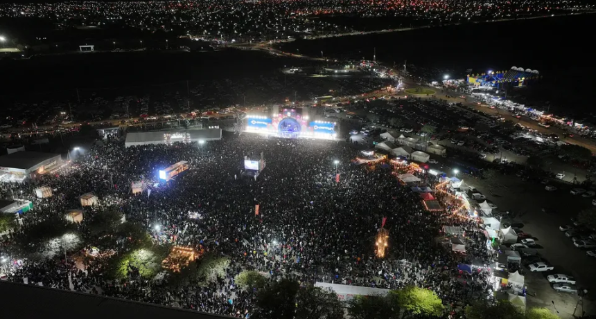 La Fiesta del Poncho 2026 desat&oacute; furor con una grilla hist&oacute;rica y para todos los gustos