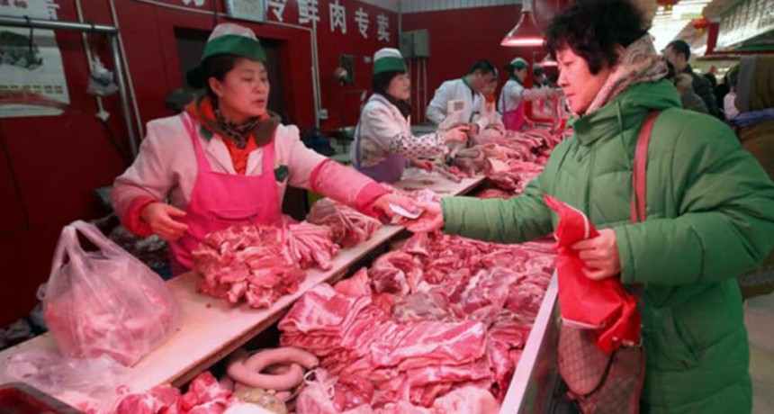China continúa importando carne porcina para frenar la baja histórica del precio