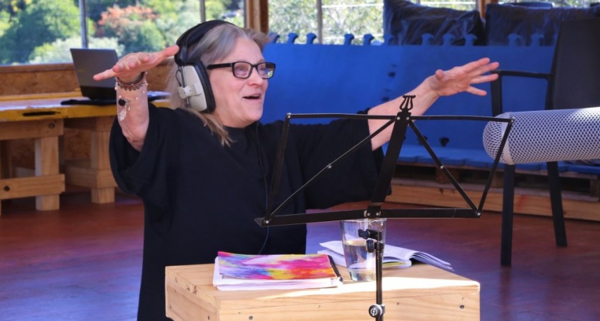 Divina Gloria recita y dirige esta adaptación libre del cuento  de Roberto Arlt y estrena su nuevo canal de youtube 