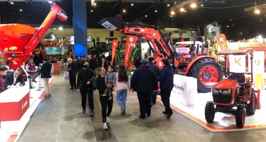  La maquinaria agrícola, al borde de la parálisis: qué negocian con el Gobierno para acceder a dólares