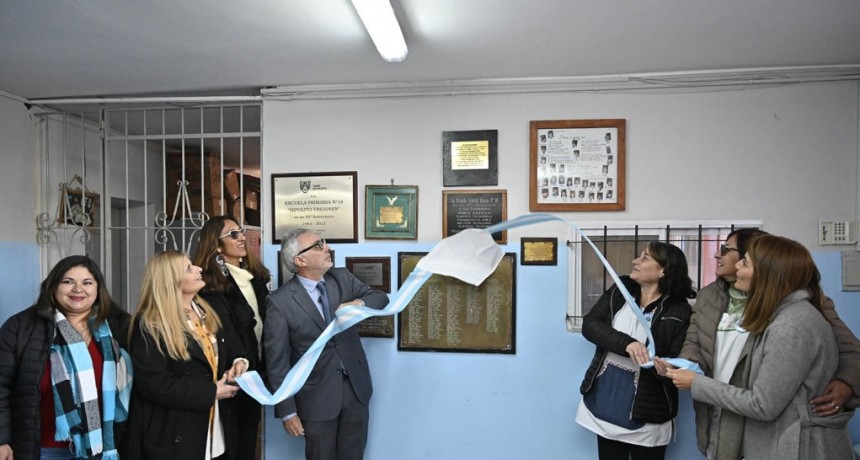 Julio Zamora participó de los festejos por el 60° aniversario de la EP N° 18 Hipólito Irigoyen de Benavídez