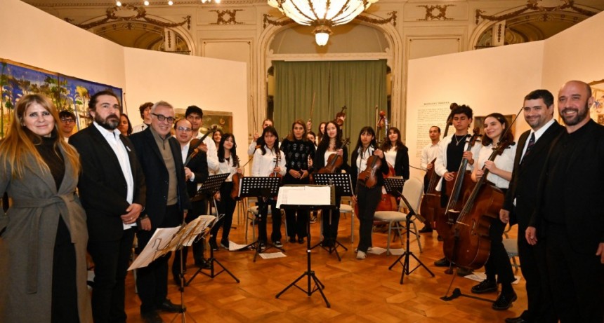 En el MAT, Julio Zamora participó del Encuentro de Cameratas en el marco del 15° aniversario del Programa de Orquestas Infanto Juvenil de Tigre 