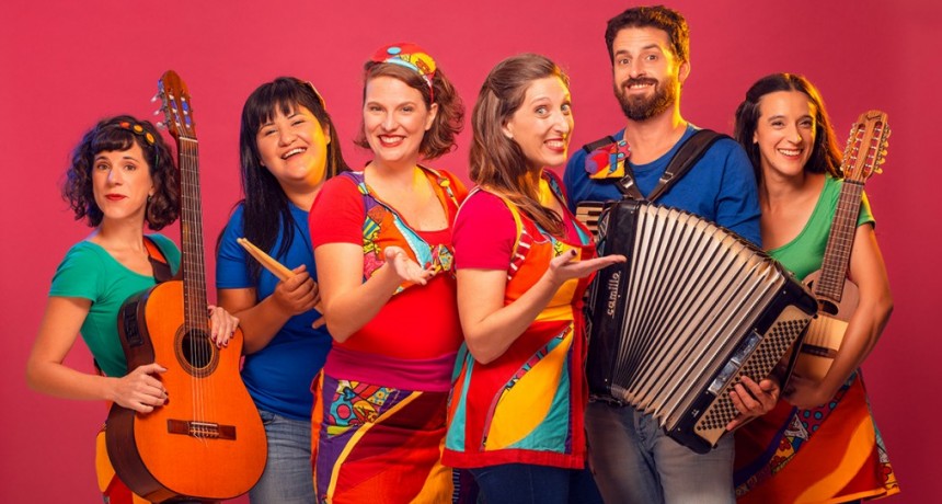 Canciones Imaquinarias, por la compañía Ligeros de Equipaje