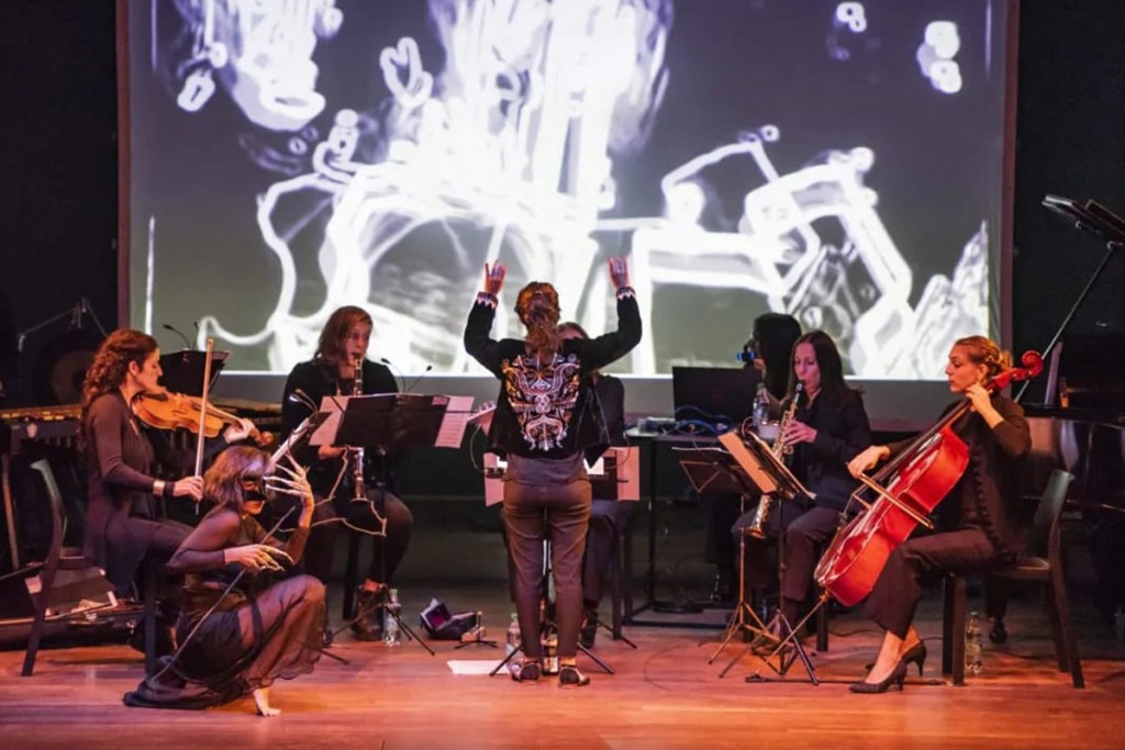 Armonías lumínicas, por el Ensamble Contemporáneo Celia Torrá