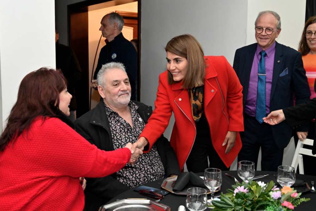 En compañía de autoridades municipales, el Rotary Club de Don Torcuato formalizó el cambio de sus autoridades